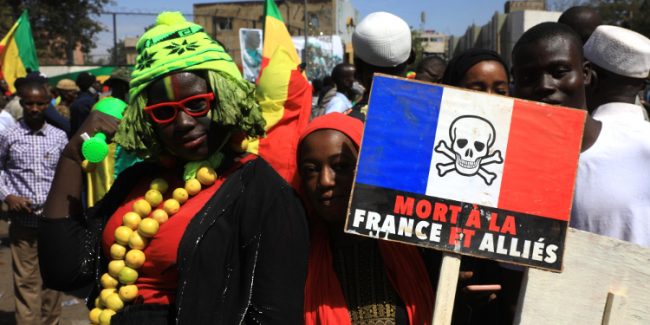 La-giunta-militare-in-Mali-espelle-lambasciatore-francese