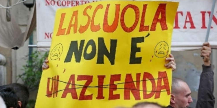 la-scuola-non-e-una-azienda