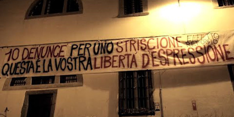 livorno-striscione