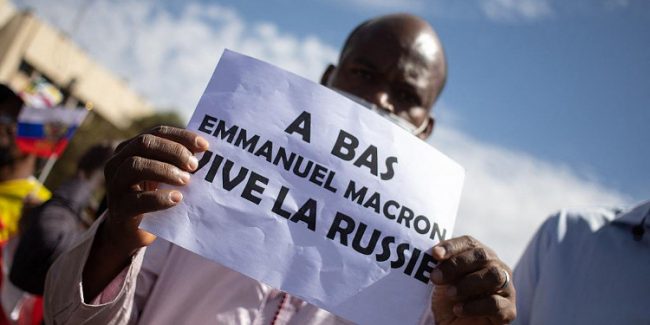 mali-a-bas-macron-vive-la-russie