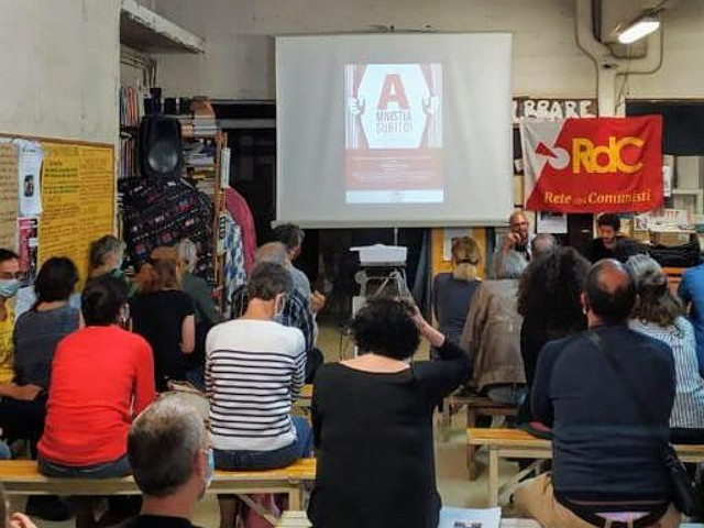 radici-per-aria-parigi