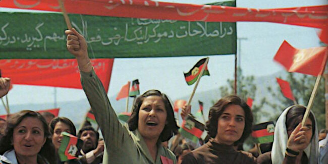 C00a-1978-manifestazione-donne