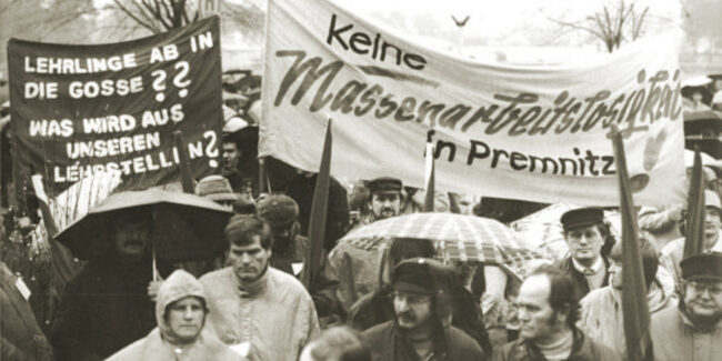 Premnitz, Protest vor dem Werk der Faser AG