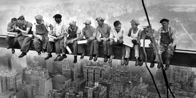 Lunch_atop_a_Skyscraper