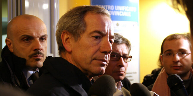 4417401241_3dacec4d1f_h