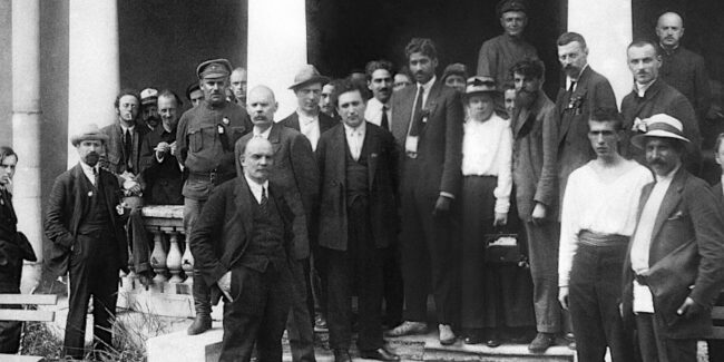 02-Comintern_Lenin_Zinoviev_Bukharin_Gorky